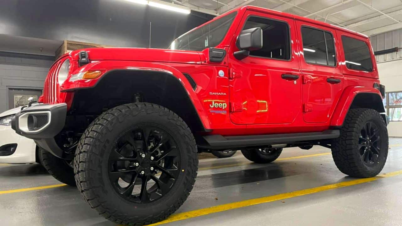 18 Vs 20 Inch Wheels on Jeep Grand Cherokee