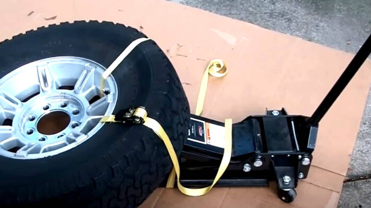 How to Break a Bead on a Atv Tire