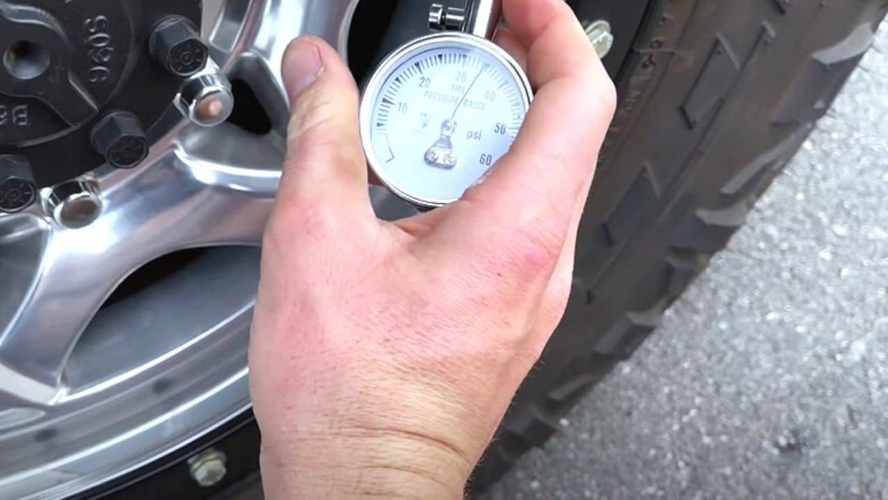 What Psi Should 35 Inch Tires Be?