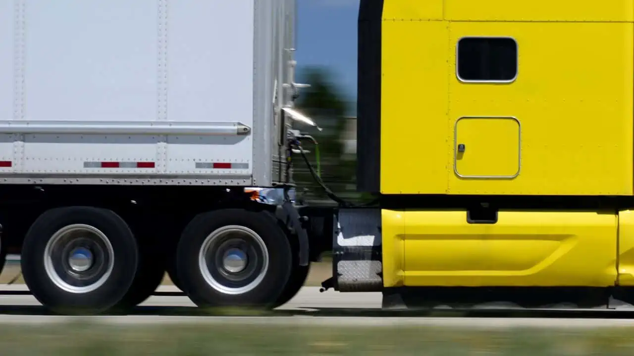 Why Do My Trailer Tires Lean