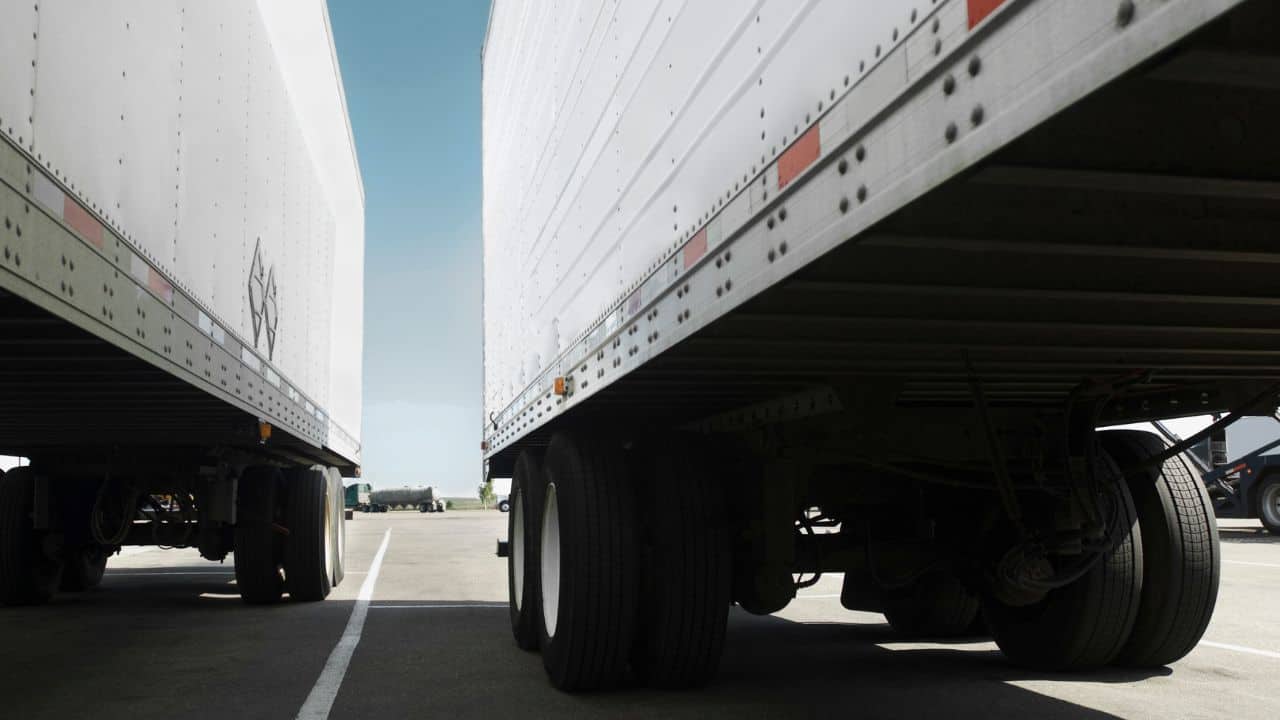 Can You Use Trailer Tires On A Truck