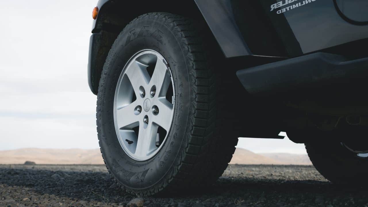 Can Trailer Tires Be Used on a Car